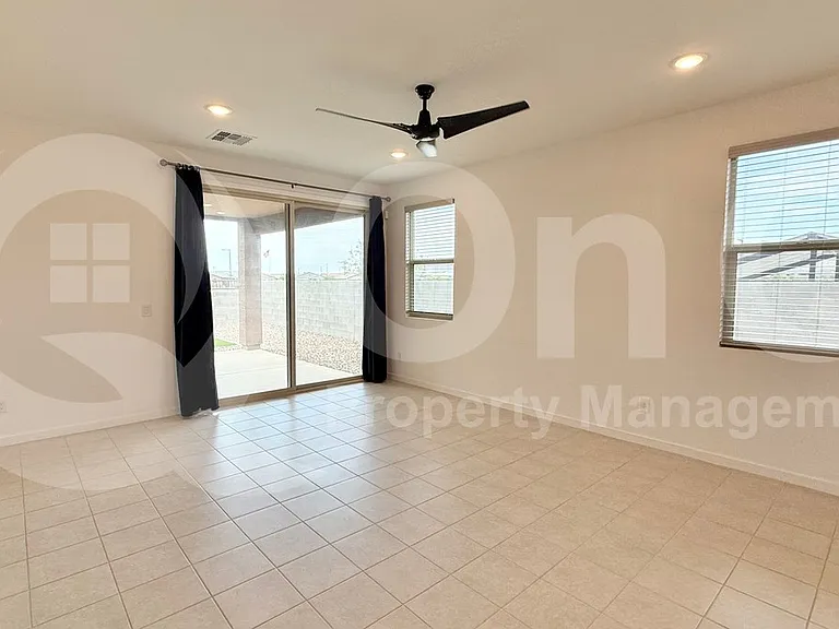 19973 W Rancho Dr — Photo 3