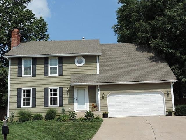 1st image of 1225 NW Roanoke Dr