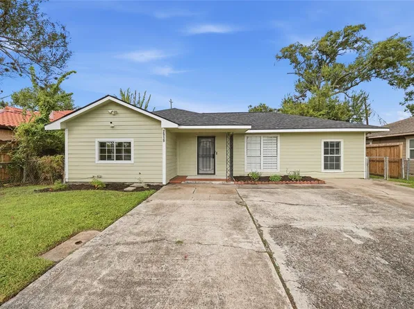 2919 Cochran St, Houston, TX 77009