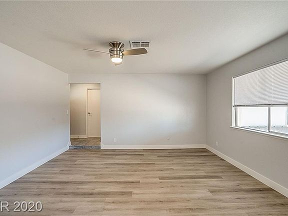 5th image of 6851 Soldela Dr