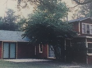 2938 E Lake Paradise Rd, Mattoon, IL 61938