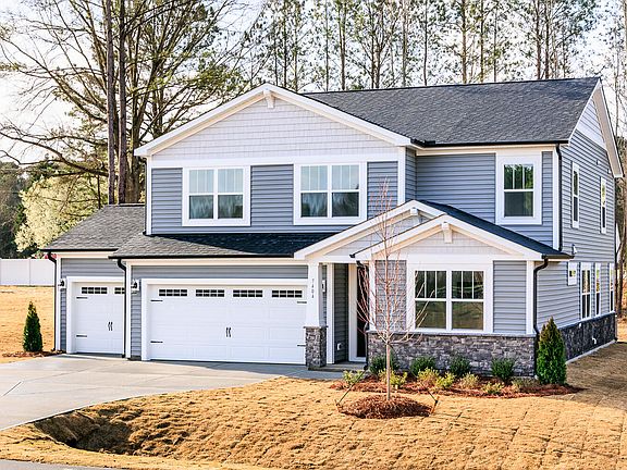 2nd image of 18 Gablestone Dr