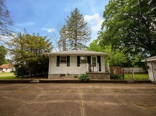 39 Saint John Ave, Niles, OH 44446