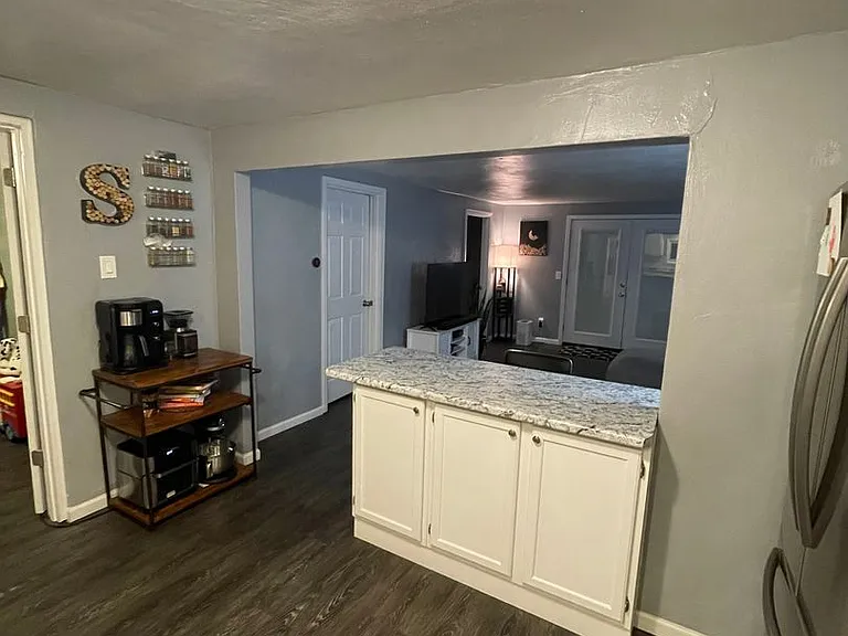 163 Plummer Ave — Photo 25