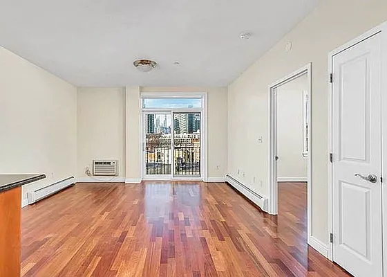 Rented by Compass | media 22