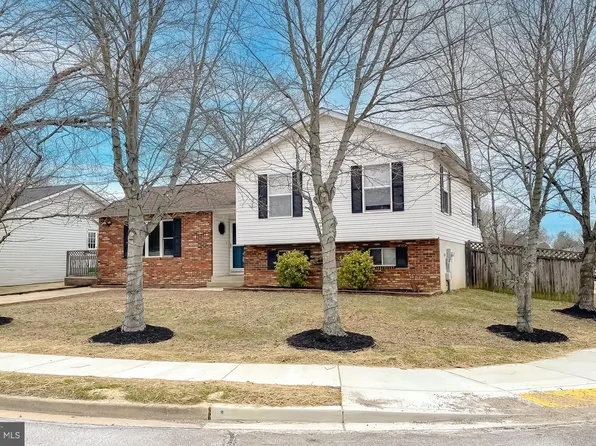 22148 Clipper Dr, Great Mills, MD 20634