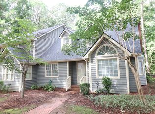 111 Long Shadow Ln, Cary, NC 27518