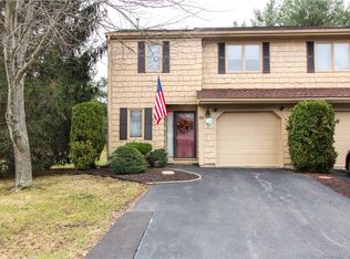 59 Cortland Way, Newington, CT 06111