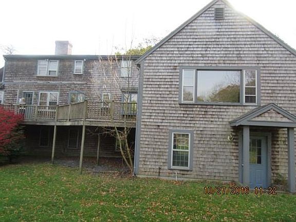 2nd image of 153 Sohier St