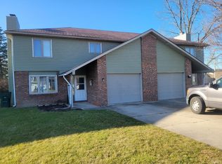 1301-1303 N Snowmass Ln, Muncie, IN 47304