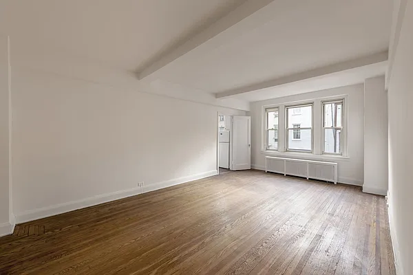 Sold by David Frankel Realty | media 10