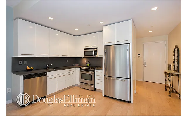 Rented by Douglas Elliman | media 10