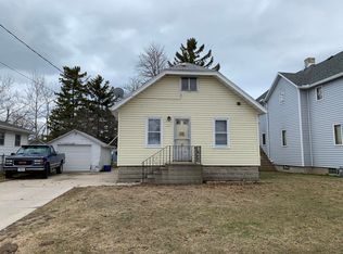 1025 25th St, Two Rivers, WI 54241