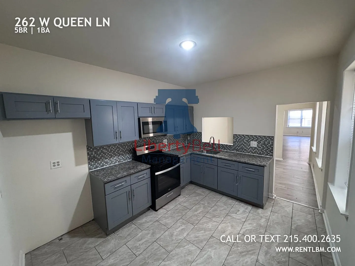 262 W QUEEN — Photo 3