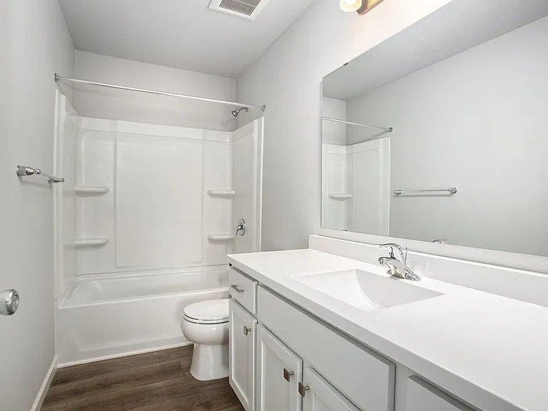 8222 Crestbrook Ct — Photo 10