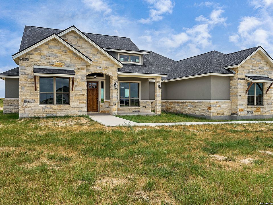 1st image of 109 Valley View Dr