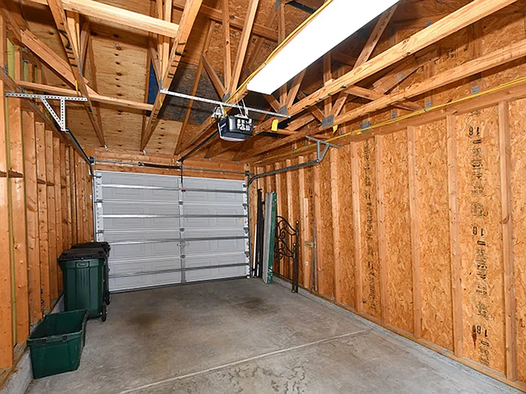 8643 Beaver Creek Dr — Photo 21