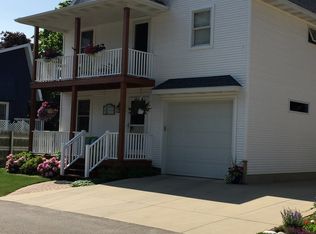 2246 1st Ave, Holland, MI 49424