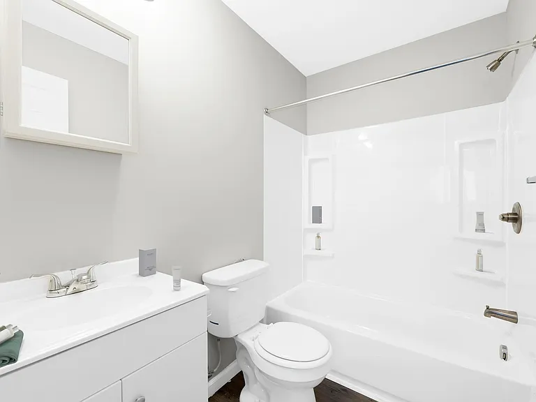 Garden Heights Apartments — Photo 16