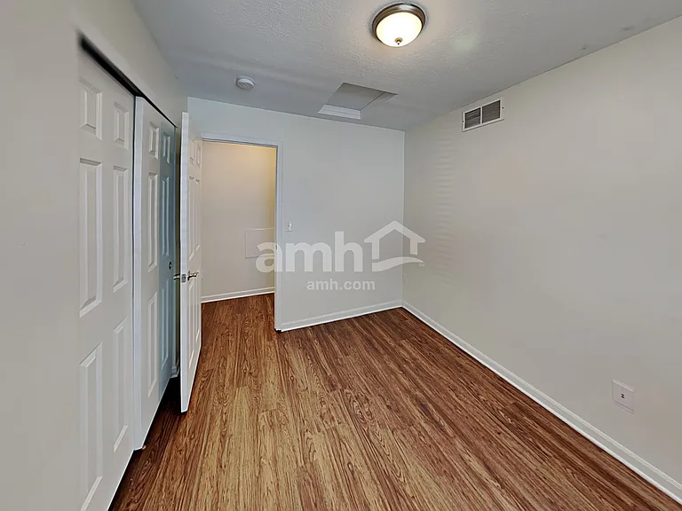 5545 Stevens Dr — Photo 14