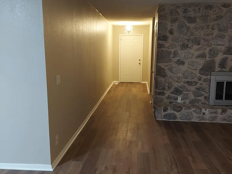7515 S 68th East Pl — Photo 5
