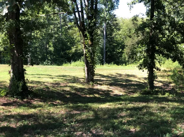3 Greenbriar Ln #3, Adamsville, TN 38310