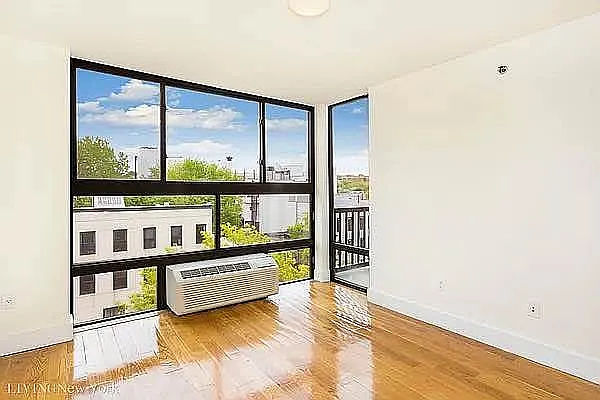 572 5th Ave #6A — Photo 3