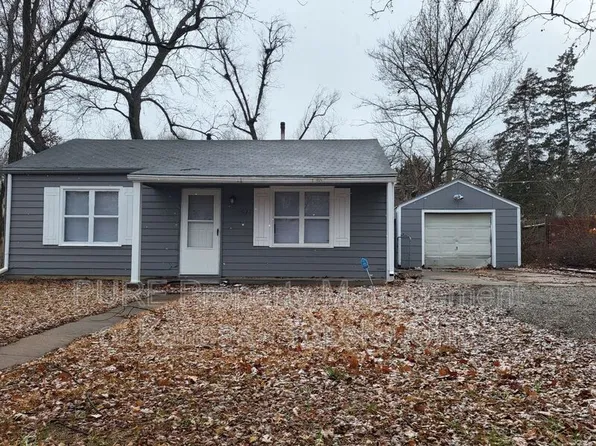 2517 SW Edgewater Ter, Topeka, KS 66614