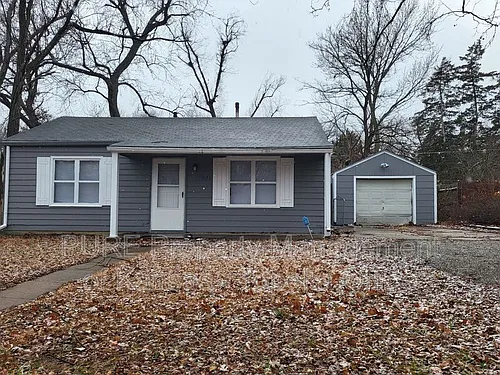 2517 SW Edgewater Ter Photo 1