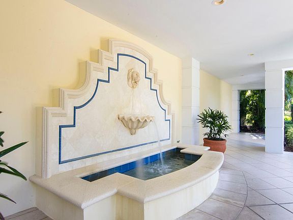 2nd image of 600 Beachview Dr APT 3N