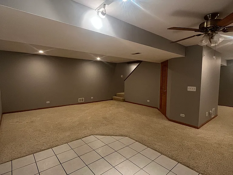 10304 Wilmette Ave — Photo 17