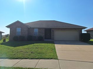 6205 N 10th Ave, Ozark, MO 65721