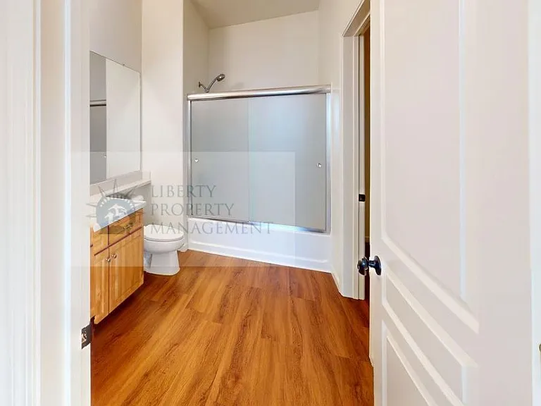 1360 Shady Ln #431 — Photo 10