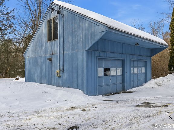 2nd image of 290 Gillette Road