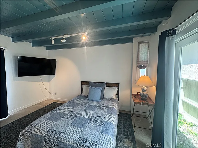 1398 Seacoast Dr #D — Photo 4