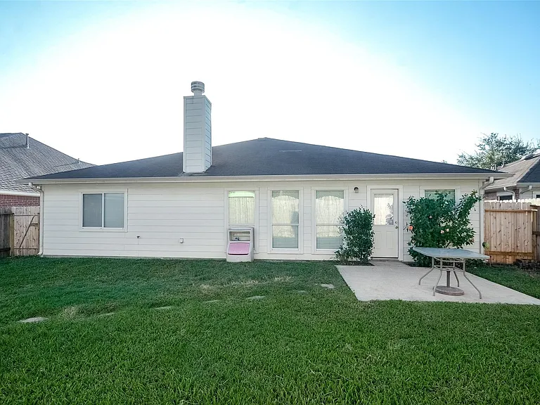 3314 Rainport Dr — Photo 32