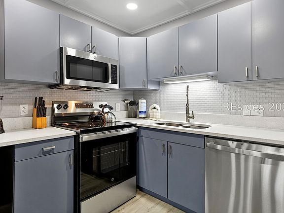 4th image of 21 Lagoon Rd APT B1j