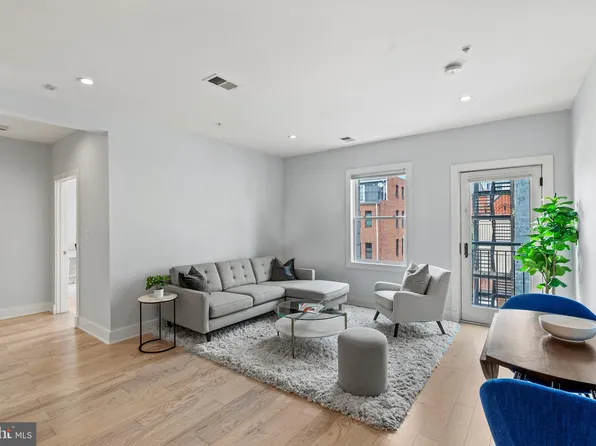 2101 11th St NW Unit 302, Washington, DC 20001