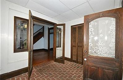 Welcome Home-entry way