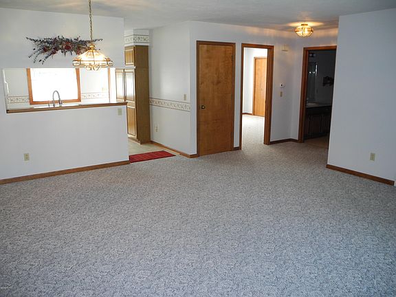 5th image of 4712 Weston Ave