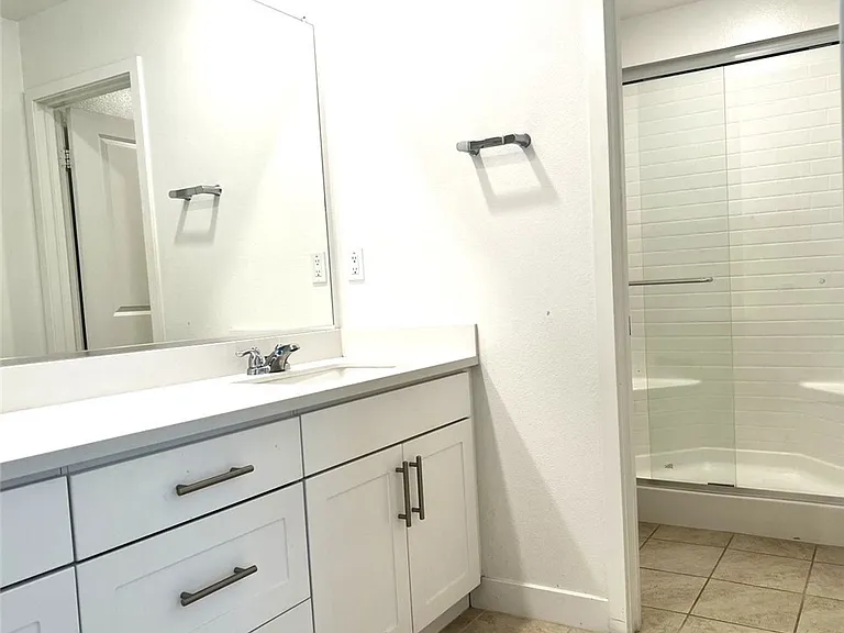2437 Crater Ave — Photo 6