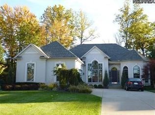 3155 Linden Pl, Canfield, OH 44406