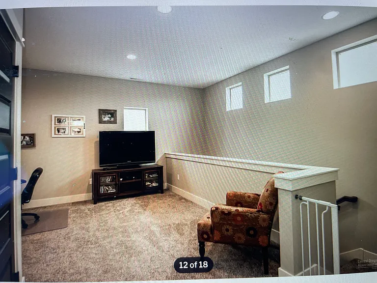 2270 NE Jackson Ave — Photo 11