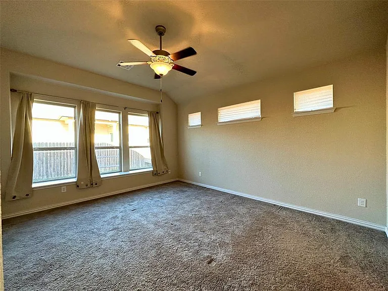 3117 Hidalgo Loop — Photo 15