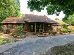 189 Hughes Plantation Rd, Pollocksville, NC 28573