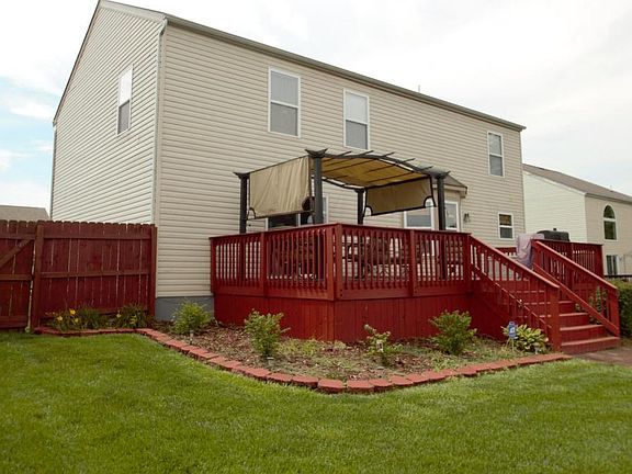 4th image of 115 Knights Bridge Dr N