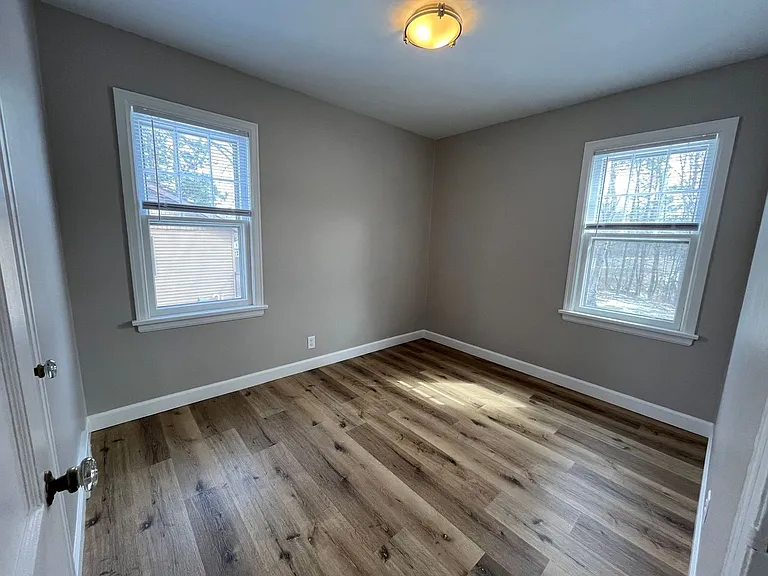 9318 Zimmerly Ave — Photo 7