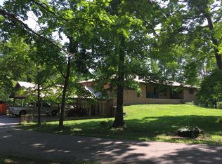 586 Deer Lodge Hwy, Clarkrange, TN 38553