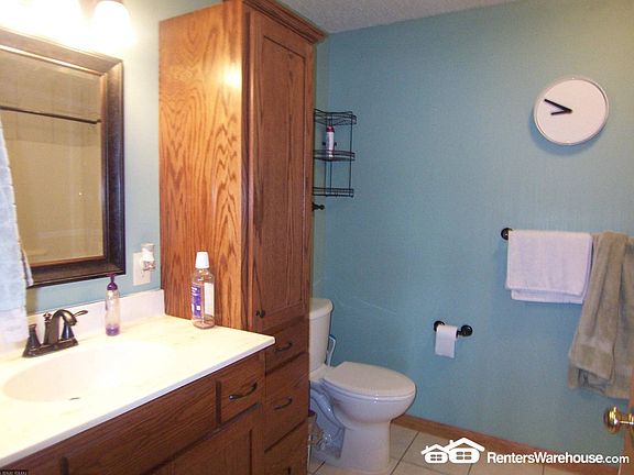 3rd image of 1321 Lake Dr W APT 302