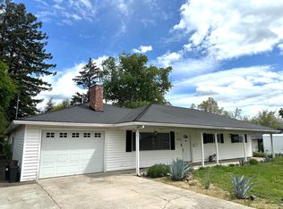 341 Tan Oak Dr, Medford, OR 97504